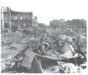 Развалины взорванного фашистами здания Воронежского 

государственного университет